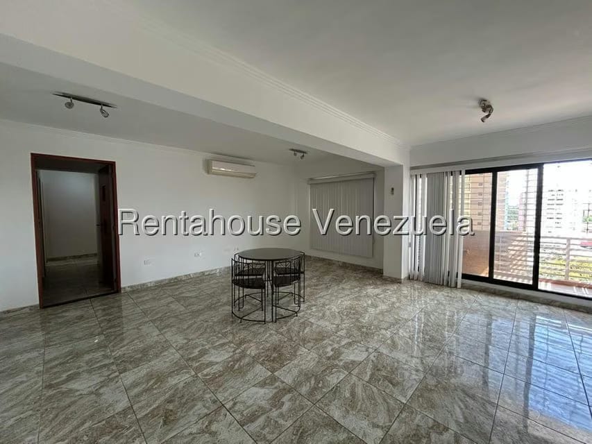 Apartamento (1 Nivel) en Venta en Del Este, Lara - 5