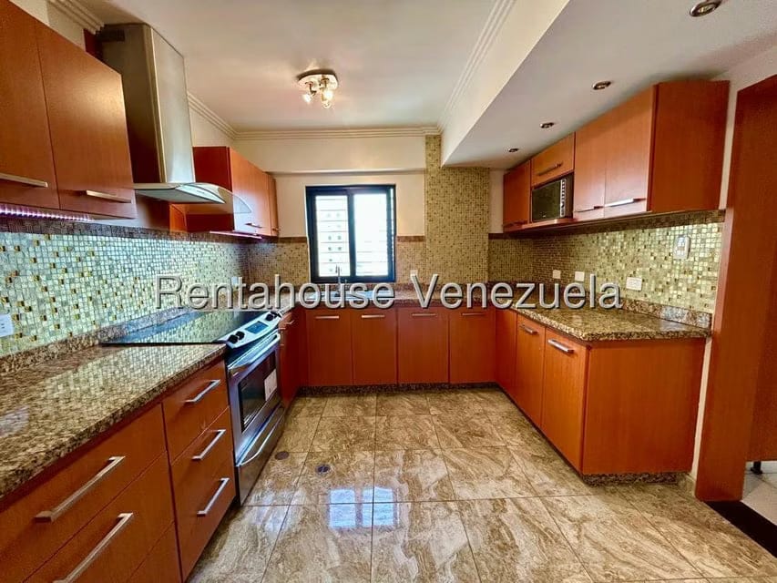 Apartamento (1 Nivel) en Venta en Del Este, Lara - 10
