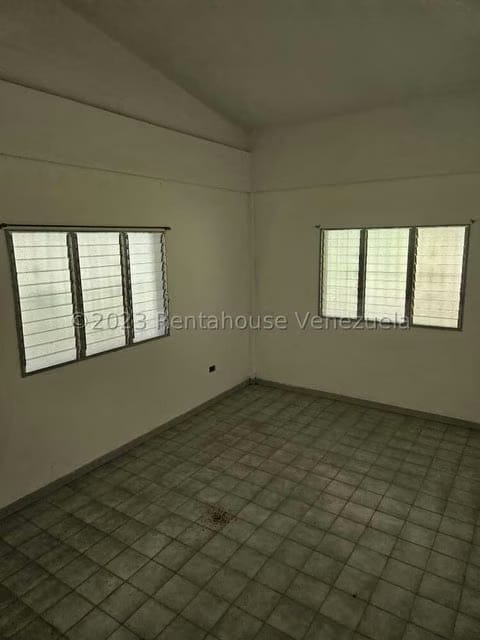 Terreno (Comercial) en Venta en Club Campestre El Paraiso, Miranda - 16