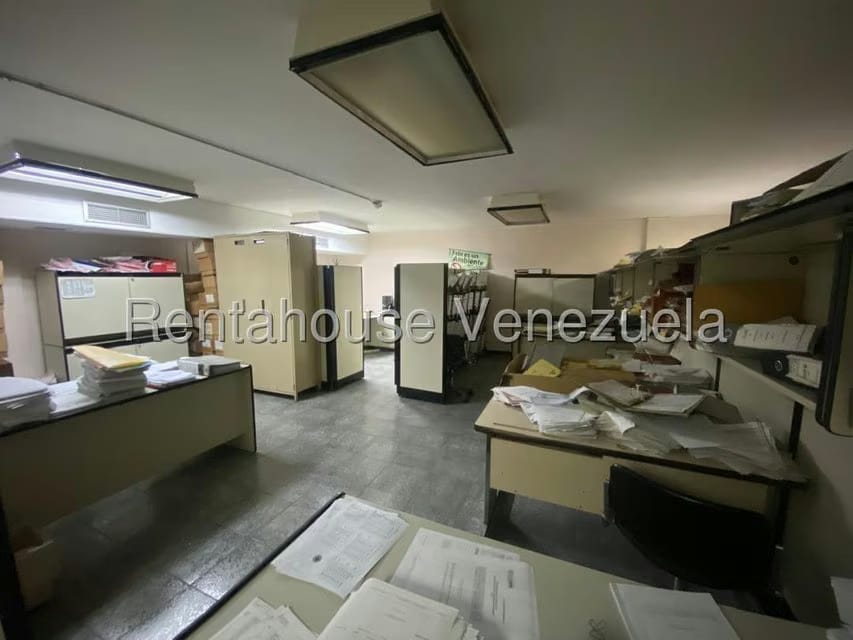 Comercial (Galpon - Deposito) en Venta en Centro, Distrito Metropolitano - 30