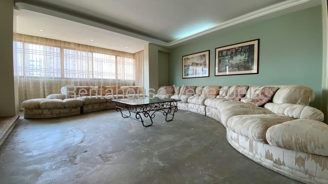 Apartamento (1 Nivel) en Venta en La Lago, Zulia - 5