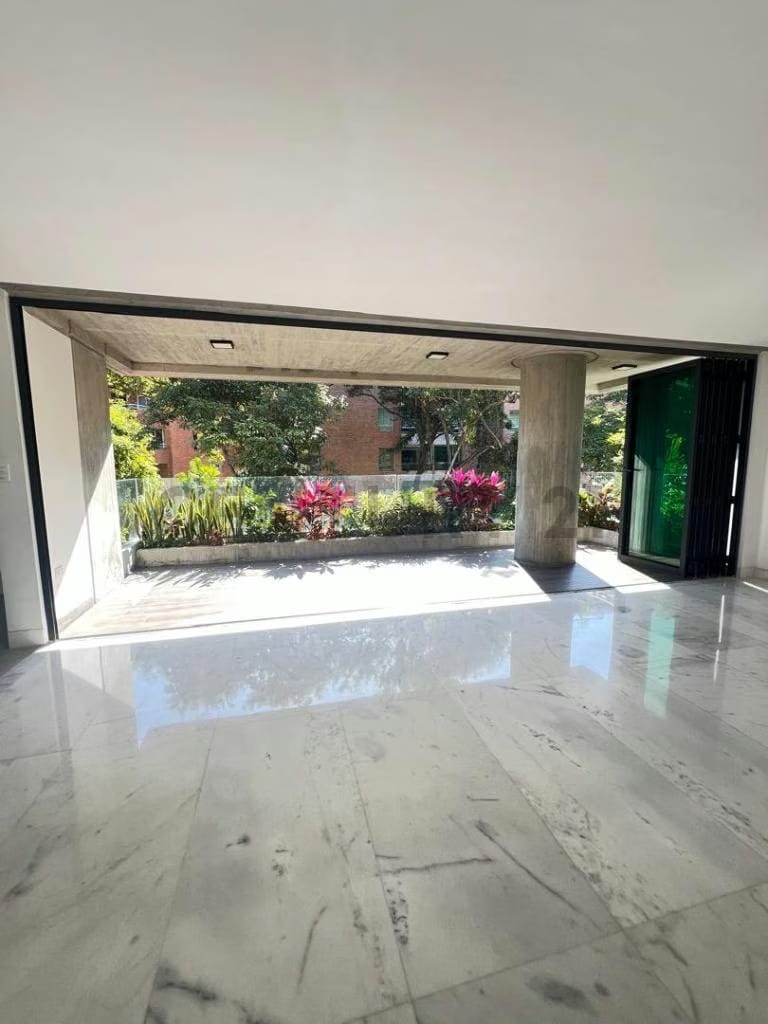 Exclusivo y prestigioso apartamento en Los Naranjo de La Mercedes - 14