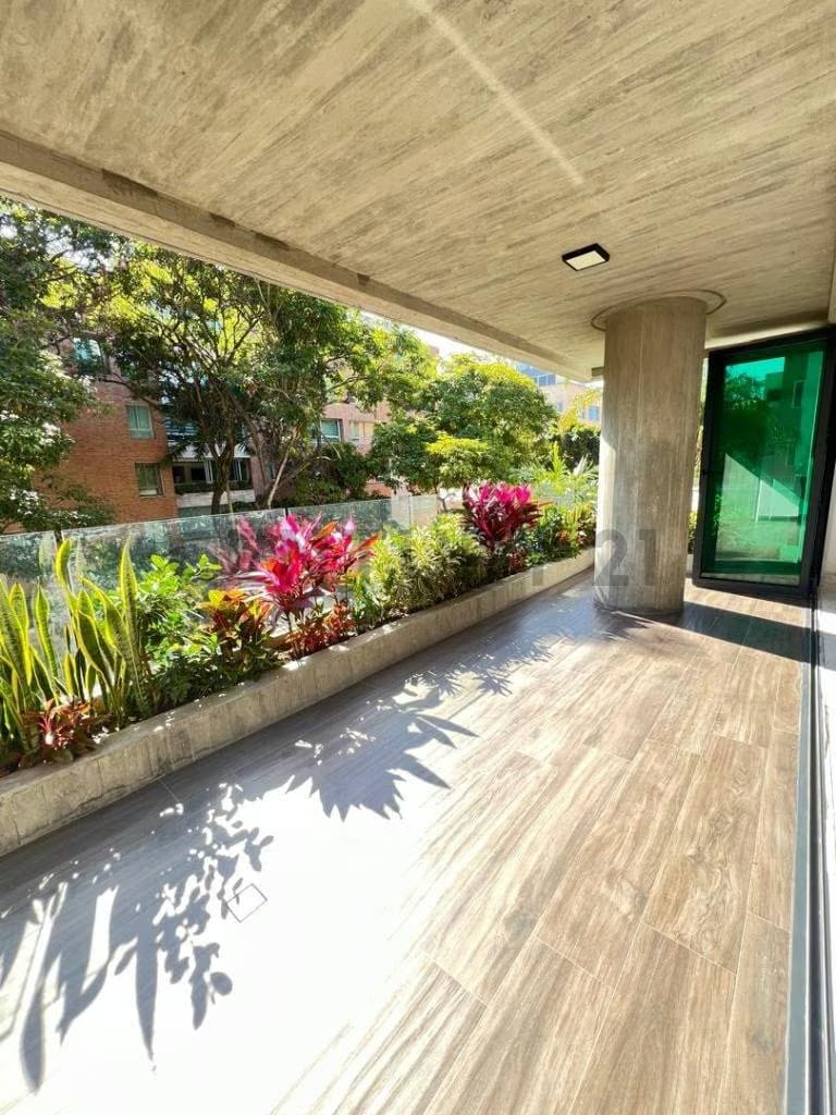 Exclusivo y prestigioso apartamento en Los Naranjo de La Mercedes - 15