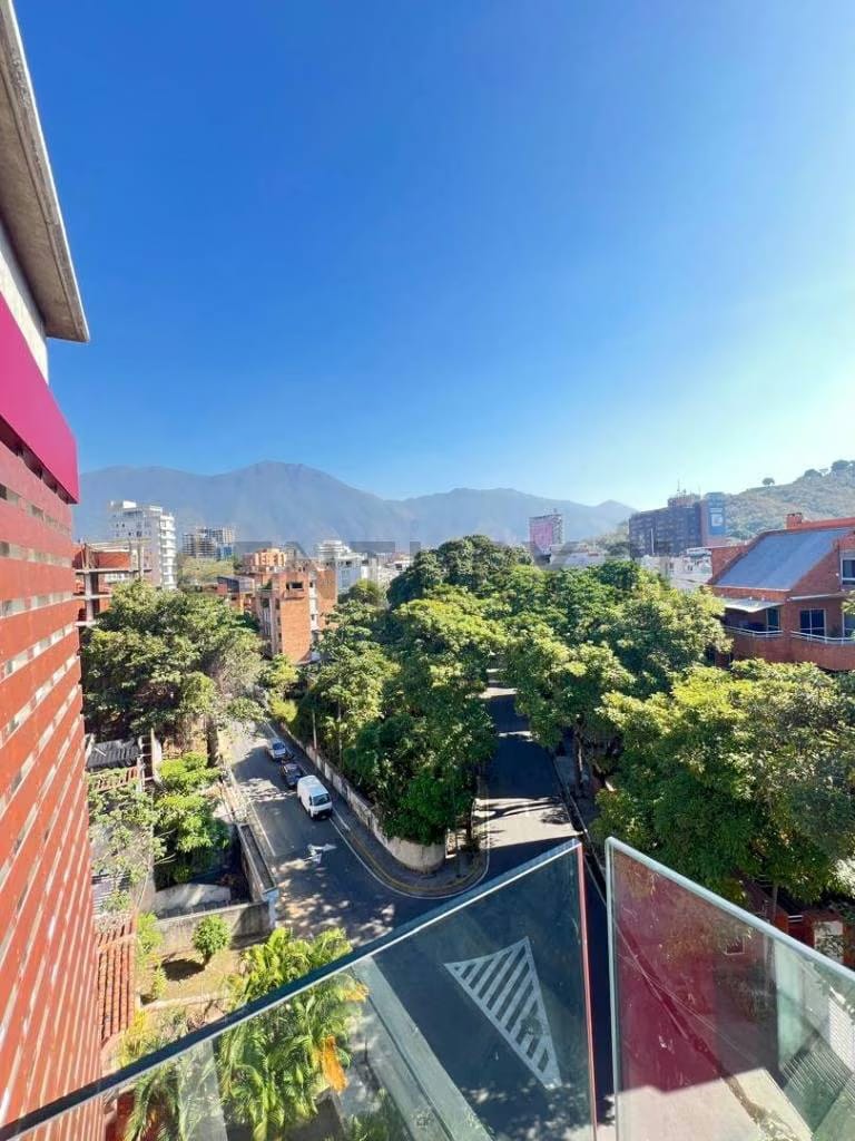 Exclusivo y prestigioso apartamento en Los Naranjo de La Mercedes - 17