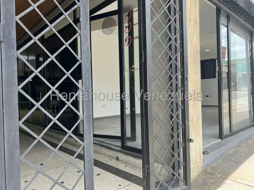 Comercial (Local Comercial) en Alquiler en Centro, Lara - 2