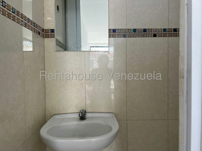 Comercial (Local Comercial) en Alquiler en Centro, Lara - 15