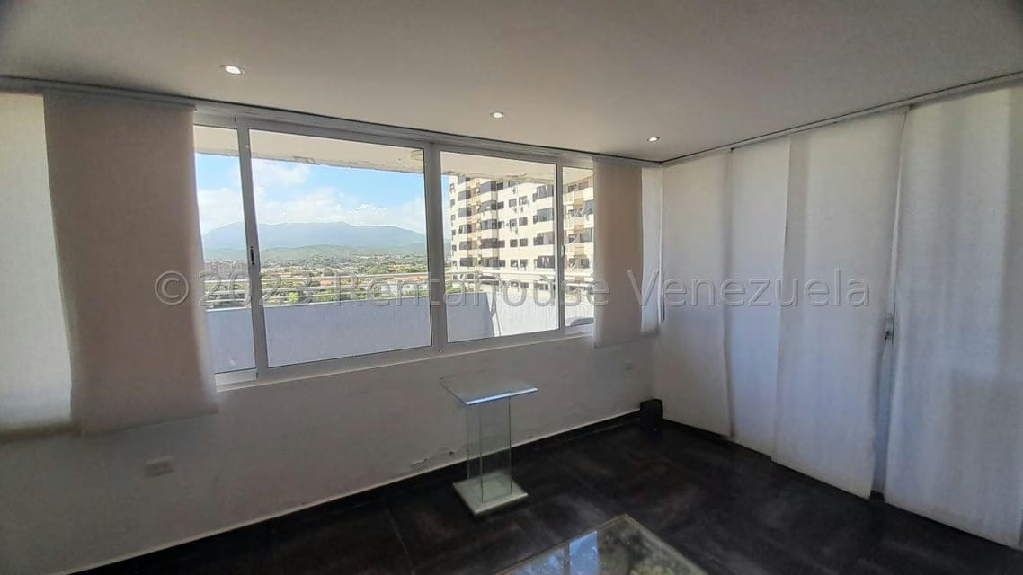 Apartamento (Multiples Niveles) en Venta en Jorge Coll, Nueva Esparta - 32