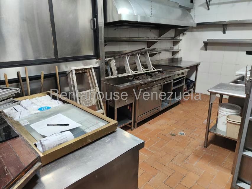 Comercial (Local Comercial) en Alquiler en Las Acacias, Distrito Metropolitano - 12