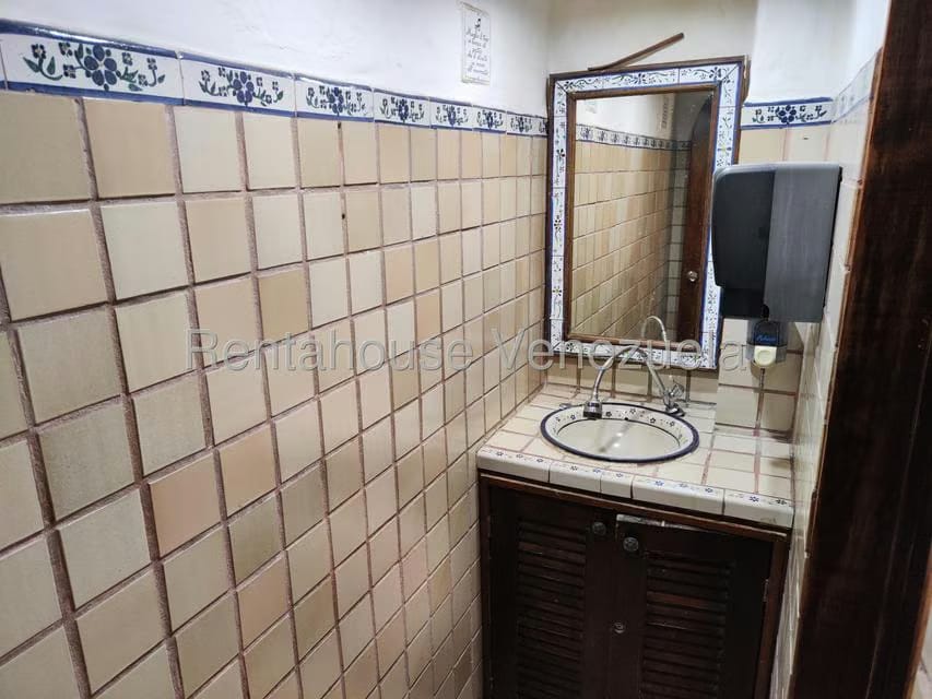 Comercial (Local Comercial) en Alquiler en Las Acacias, Distrito Metropolitano - 6