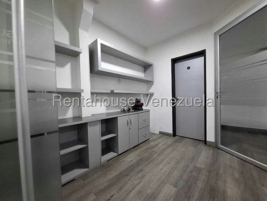 Comercial (Local Comercial) en Alquiler en Parroquia Concepcion, Lara - 10