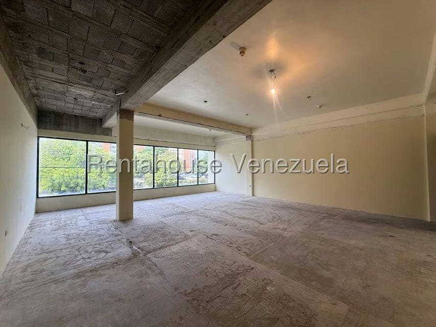 Comercial (Local Comercial) en Alquiler en El Parque, Lara - 5