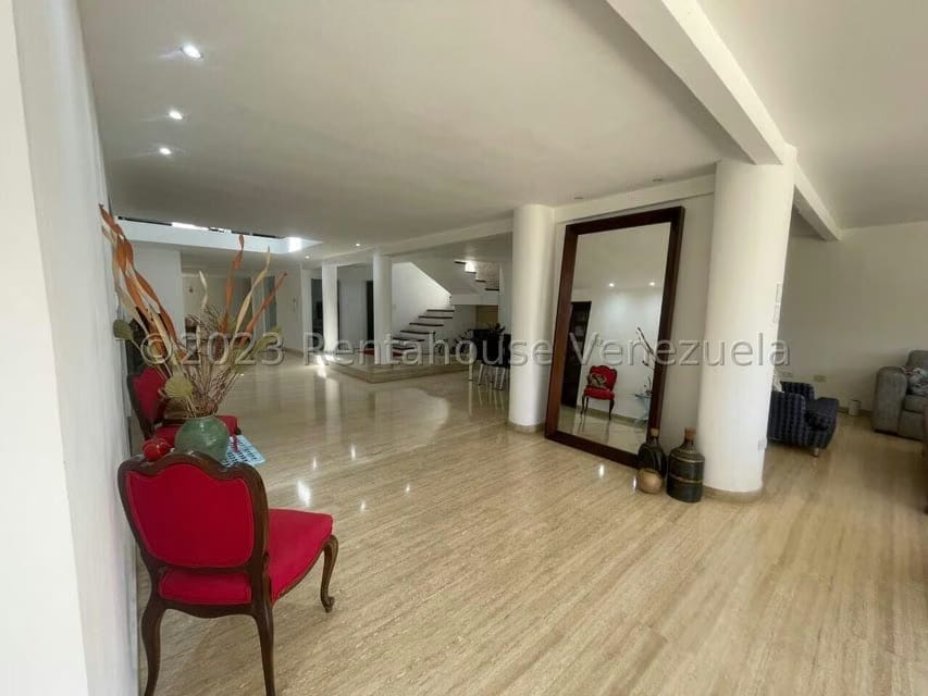 Casa (Duplex) en Venta en Colinas de Bello Monte, Distrito Metropolitano - 13