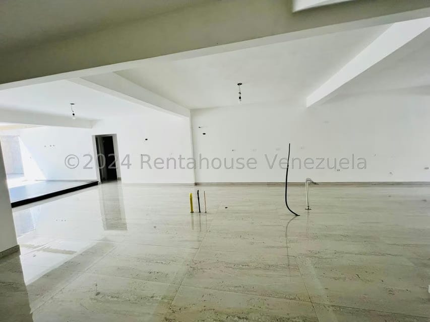 Casa (Duplex) en Venta en Andres Bello, Aragua - 19