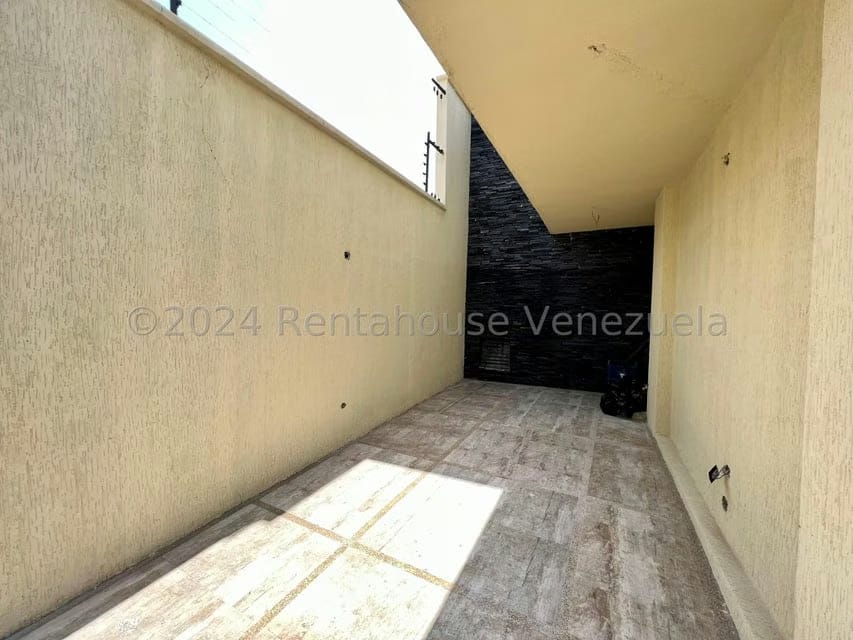 Casa (Duplex) en Venta en Andres Bello, Aragua - 6
