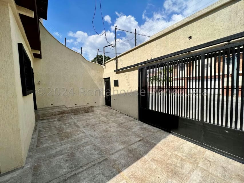 Casa (Duplex) en Venta en Andres Bello, Aragua - 7