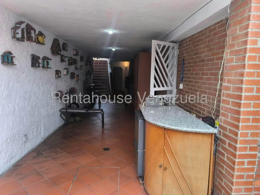 Casa (Multipes Niveles) en Venta en El Atrio, Miranda - 2