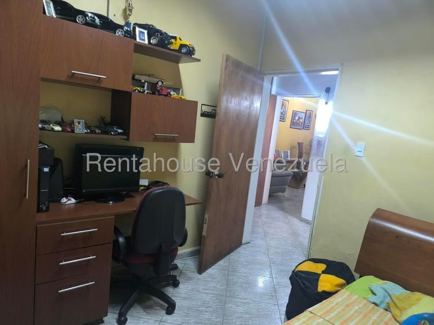 Casa (Multipes Niveles) en Venta en El Atrio, Miranda - 13