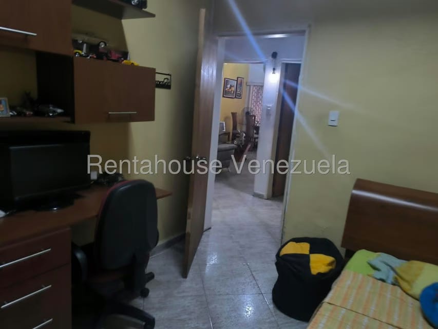 Casa (Multipes Niveles) en Venta en El Atrio, Miranda - 14