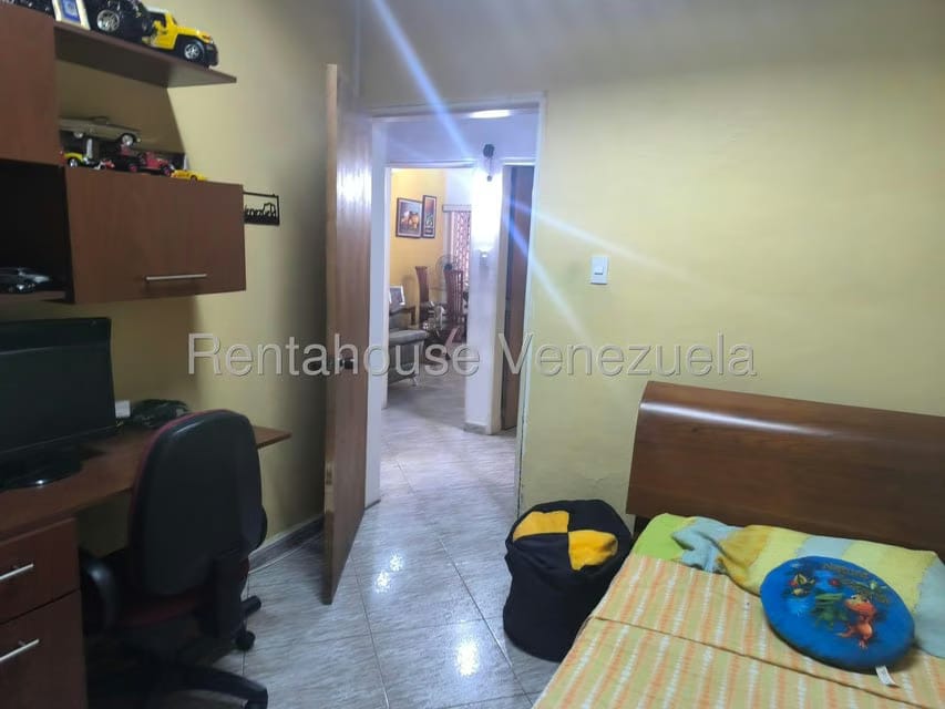 Casa (Multipes Niveles) en Venta en El Atrio, Miranda - 15