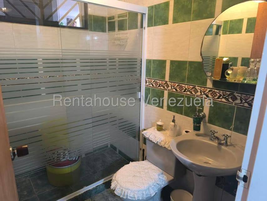 Casa (Multipes Niveles) en Venta en El Atrio, Miranda - 17