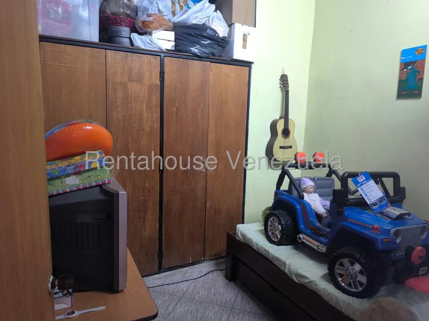 Casa (Multipes Niveles) en Venta en El Atrio, Miranda - 18