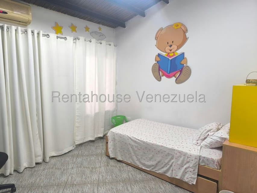 Casa (Multipes Niveles) en Venta en El Atrio, Miranda - 7