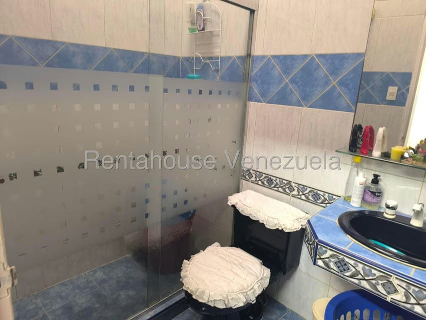 Casa (Multipes Niveles) en Venta en El Atrio, Miranda - 9