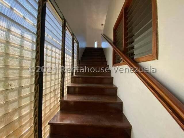 Casa (Multipes Niveles) en Alquiler en Colinas de Los Ruices, Distrito Metropolitano - 17