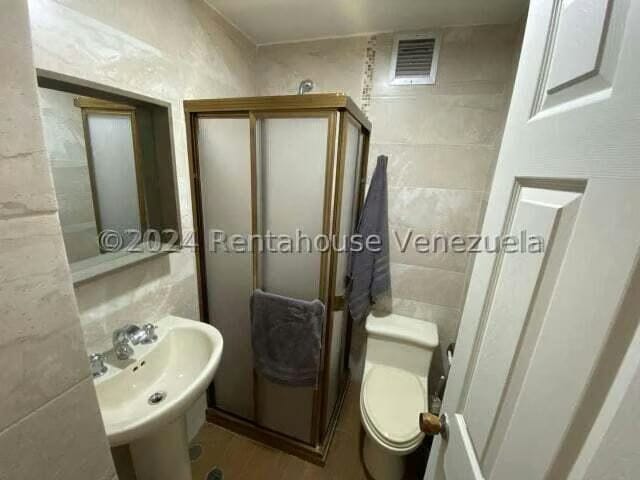 Casa (Multipes Niveles) en Alquiler en Colinas de Los Ruices, Distrito Metropolitano - 44