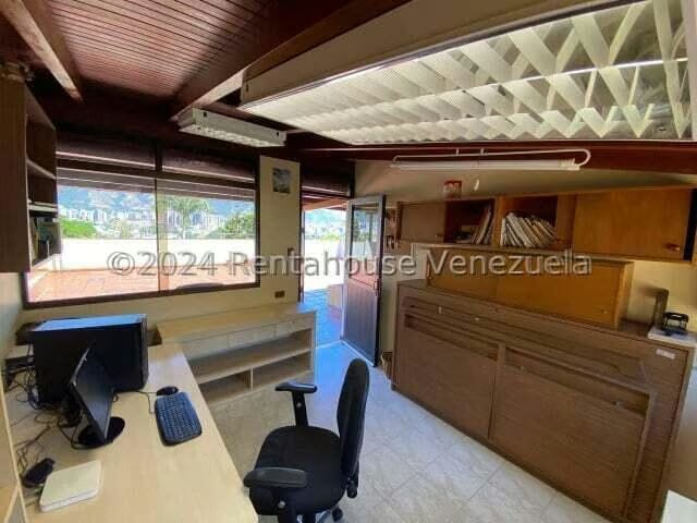 Casa (Multipes Niveles) en Alquiler en Colinas de Los Ruices, Distrito Metropolitano - 6
