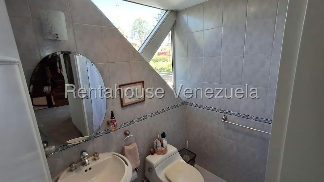 Casa (1 Nivel) en Venta en Altos de la Peña, Miranda - 26