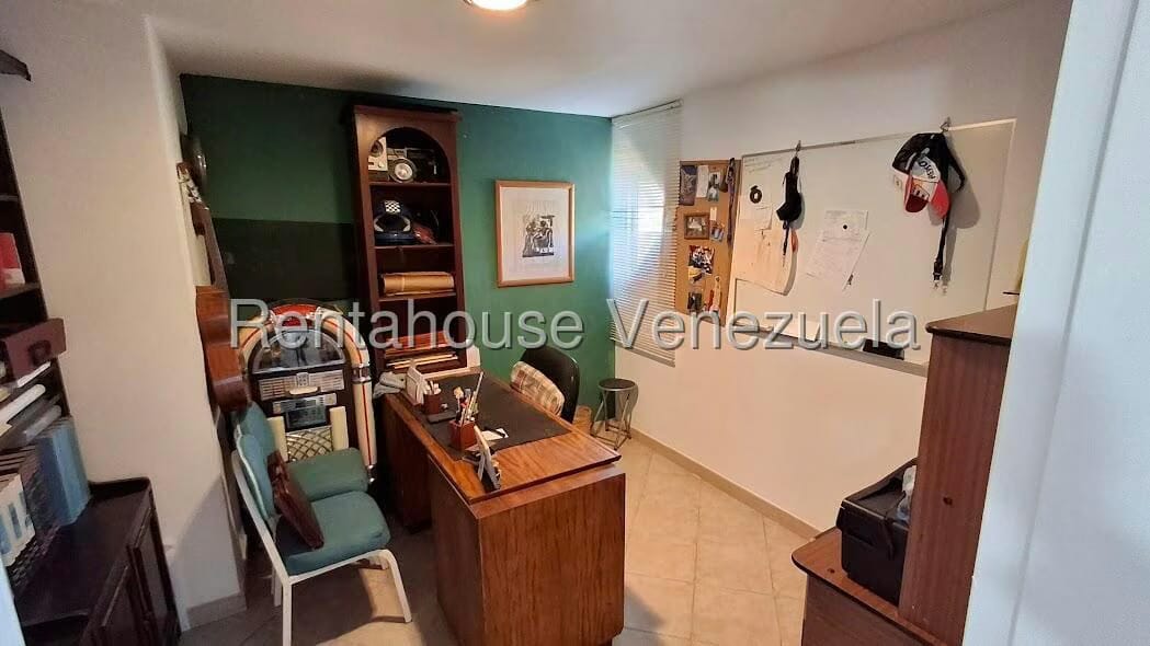 Casa (1 Nivel) en Venta en Altos de la Peña, Miranda - 27