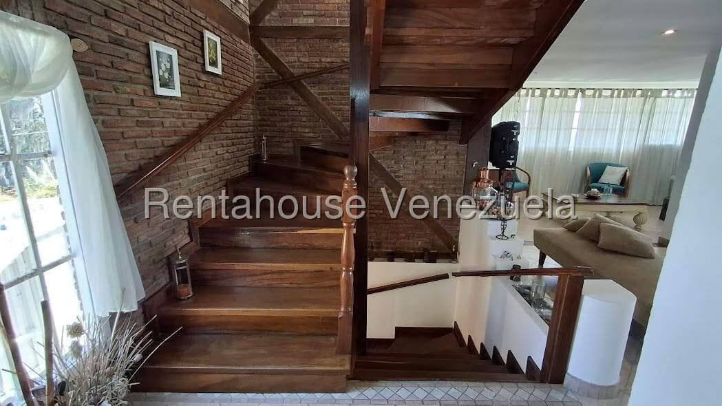 Casa (1 Nivel) en Venta en Altos de la Peña, Miranda - 28