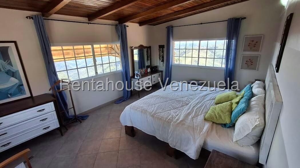 Casa (1 Nivel) en Venta en Altos de la Peña, Miranda - 38