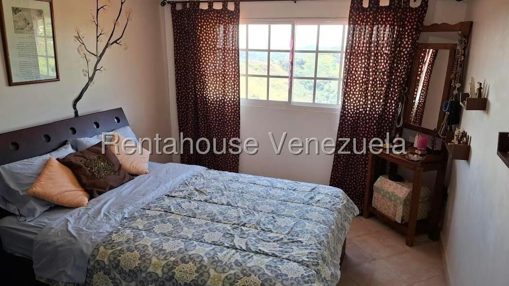 Casa (1 Nivel) en Venta en Altos de la Peña, Miranda - 42