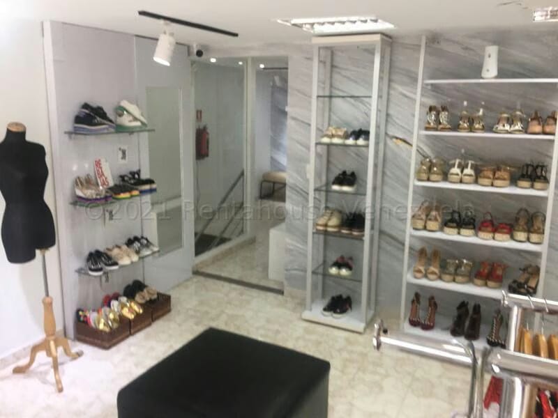 Comercial (Local Comercial) en Venta en Los Robles, Nueva Esparta - 11