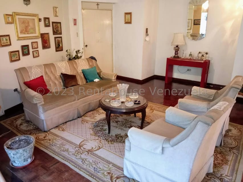 Apartamento (1 Nivel) en Venta en Santa Ines, Distrito Metropolitano - 9