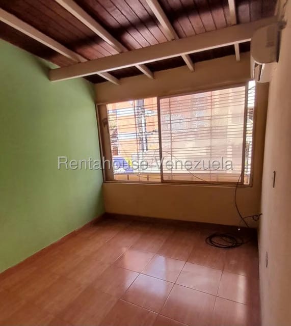 Comercial (Local Comercial) en Venta en Avenida Bolivar, Nueva Esparta - 18