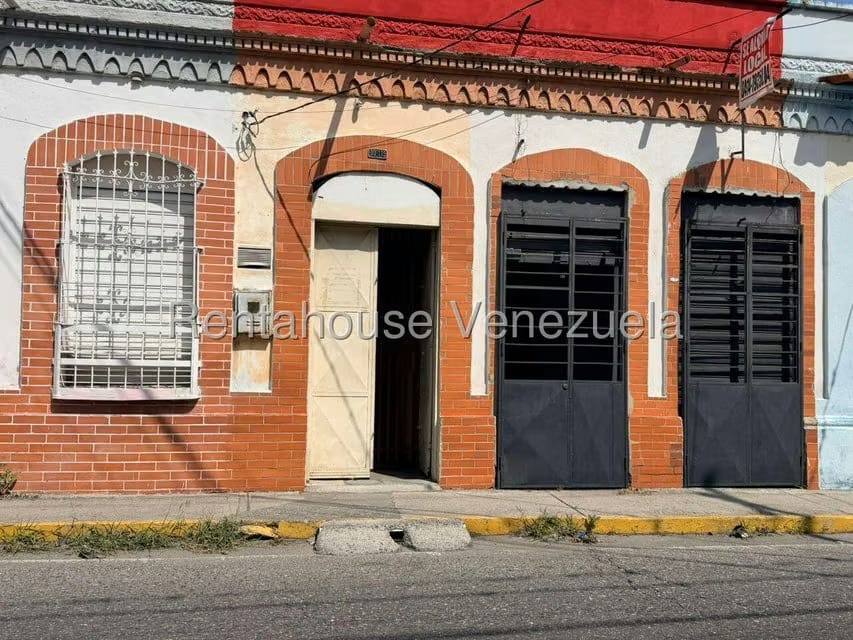 Comercial (Local Comercial) en Alquiler en Centro, Lara