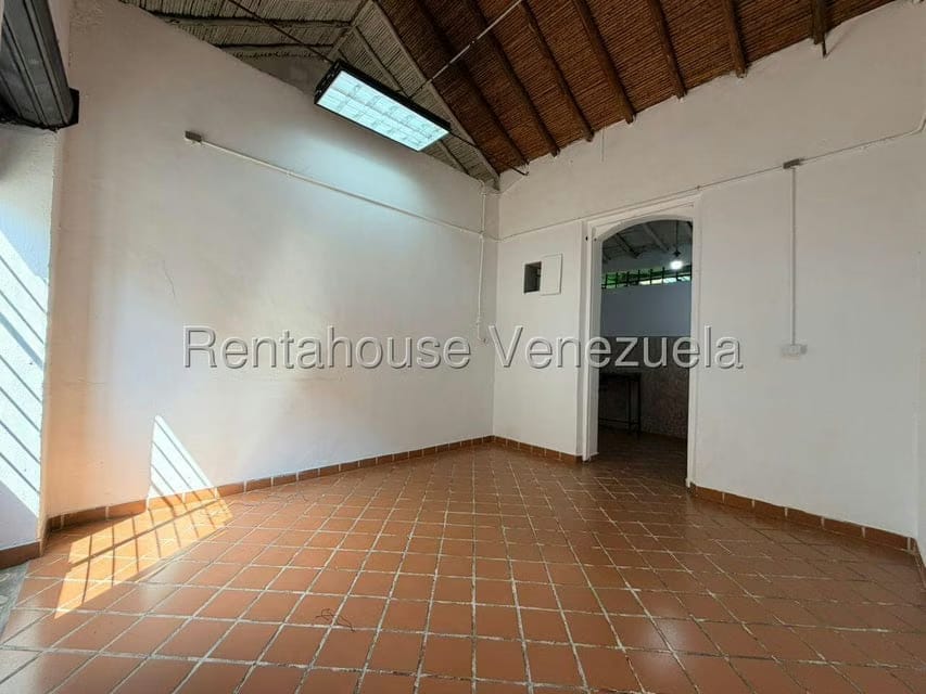 Comercial (Local Comercial) en Alquiler en Centro, Lara - 3