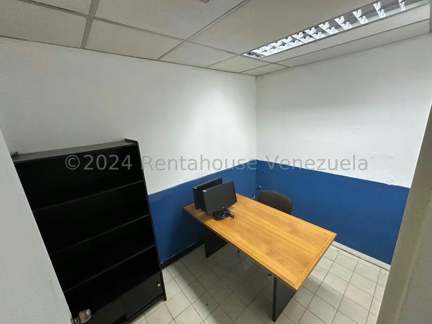 Comercial (Local Comercial) en Alquiler en Montalban III, Distrito Metropolitano - 7