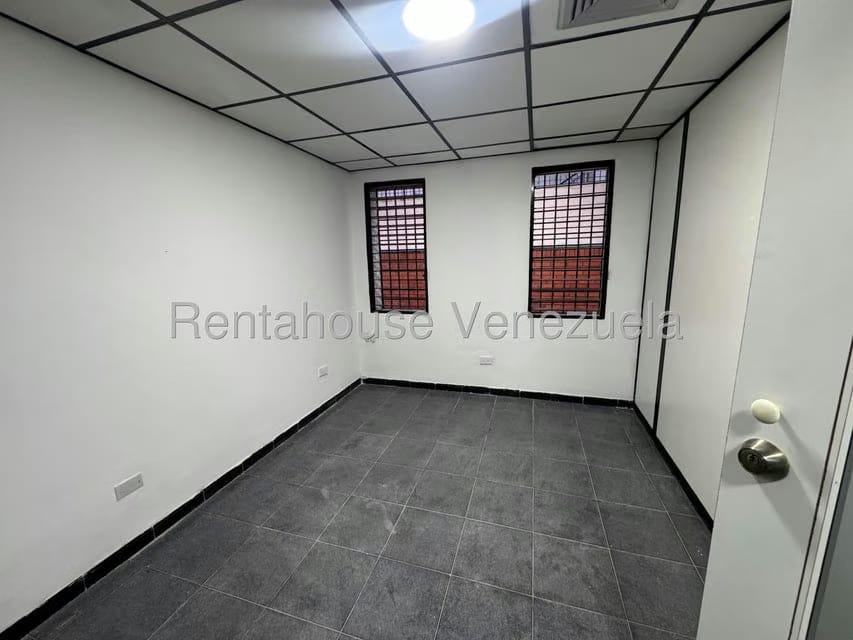 Comercial (Edificio) en Venta en Los Dos Caminos, Distrito Metropolitano - 22