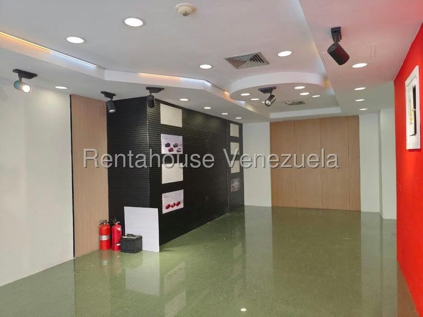 Comercial (Local Comercial) en Alquiler en Altamira, Distrito Metropolitano - 6