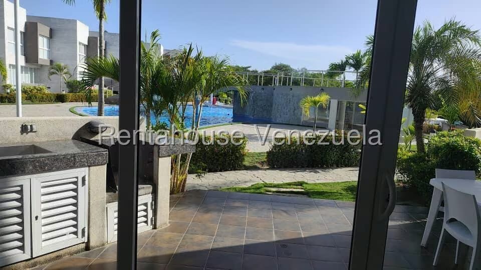Townhouse (Duplex) en Venta en Puerto Encantado, Miranda - 17