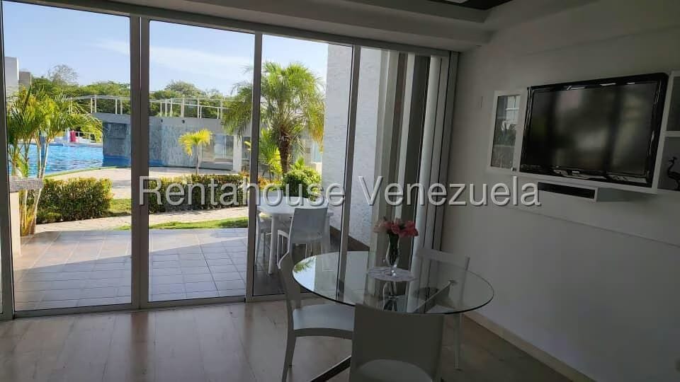 Townhouse (Duplex) en Venta en Puerto Encantado, Miranda - 9