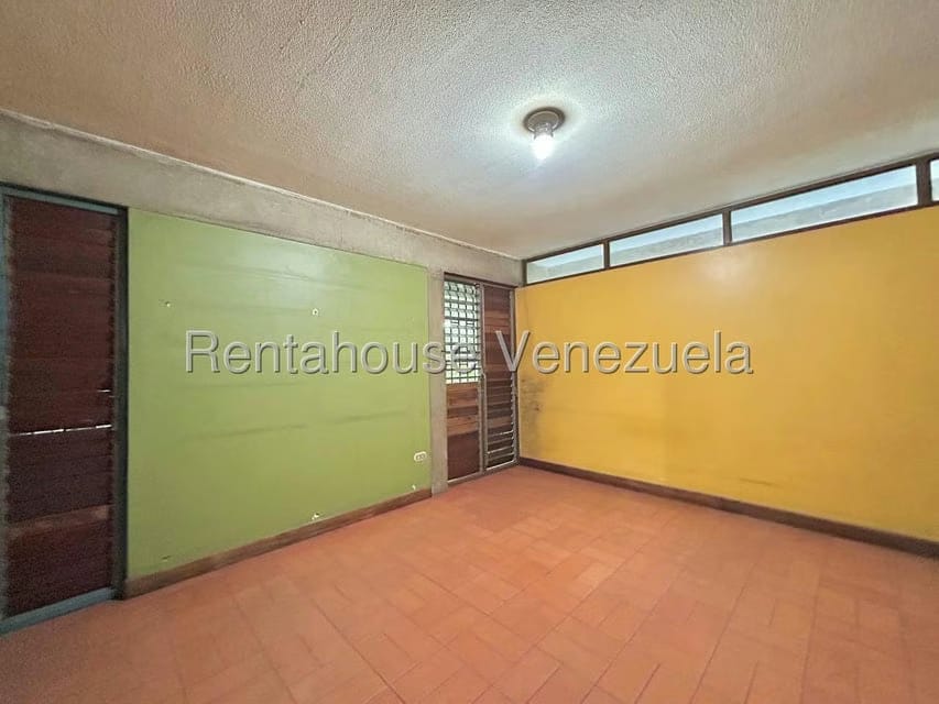 Casa (Duplex) en Venta en Chuao, Distrito Metropolitano - 35