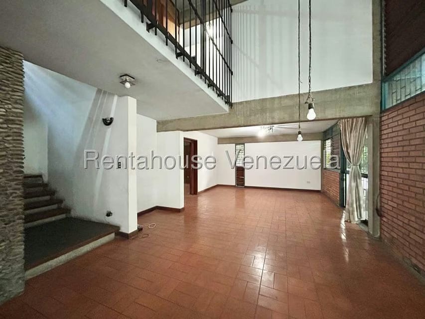 Casa (Duplex) en Venta en Chuao, Distrito Metropolitano - 5