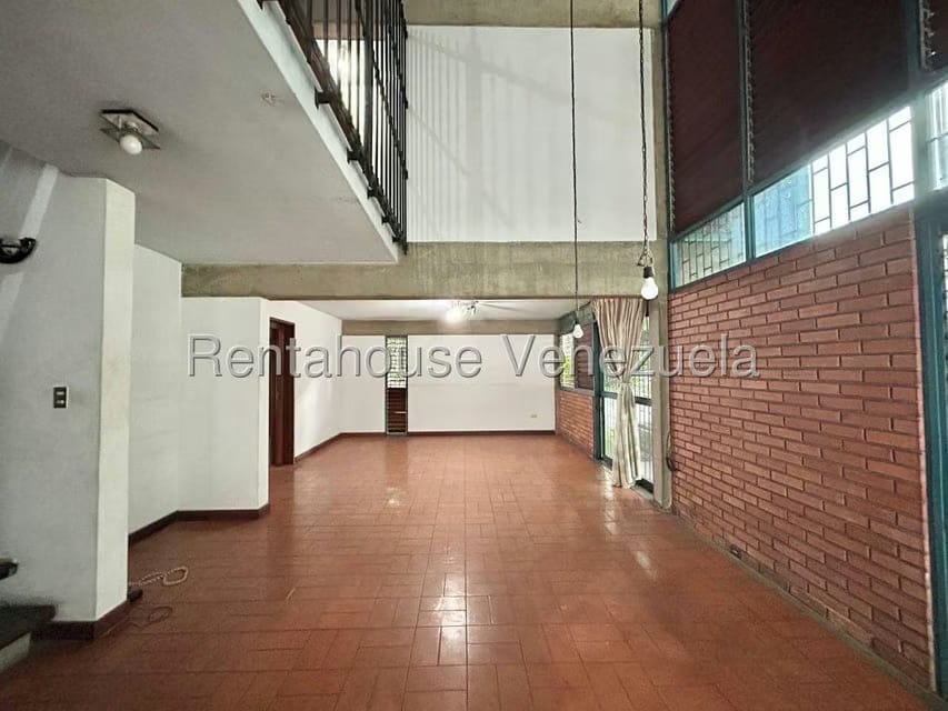 Casa (Duplex) en Venta en Chuao, Distrito Metropolitano - 6