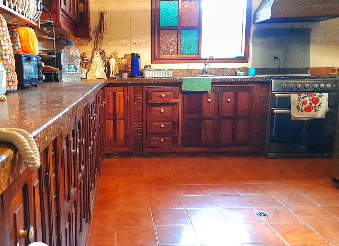 Casa de 2 plantas cómoda con increíble tasca bar - 4