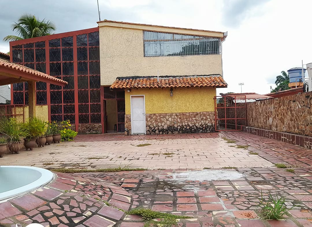 Casa de 2 plantas cómoda con increíble tasca bar - 8